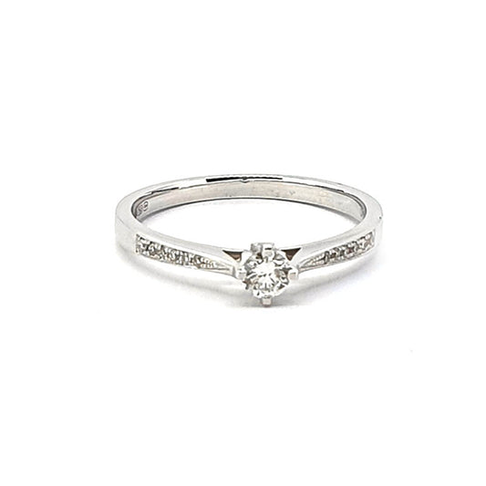 18ct White Gold 0.20ct Diamond Ring £795.00