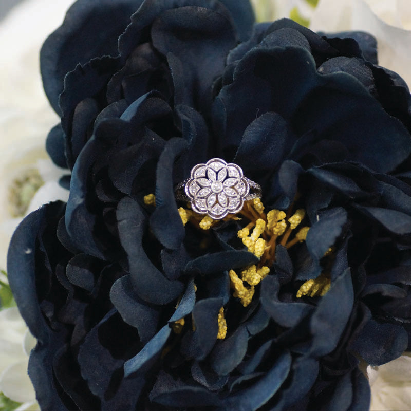 0.40ct Diamond Vintage Daisy Ring £2360.00