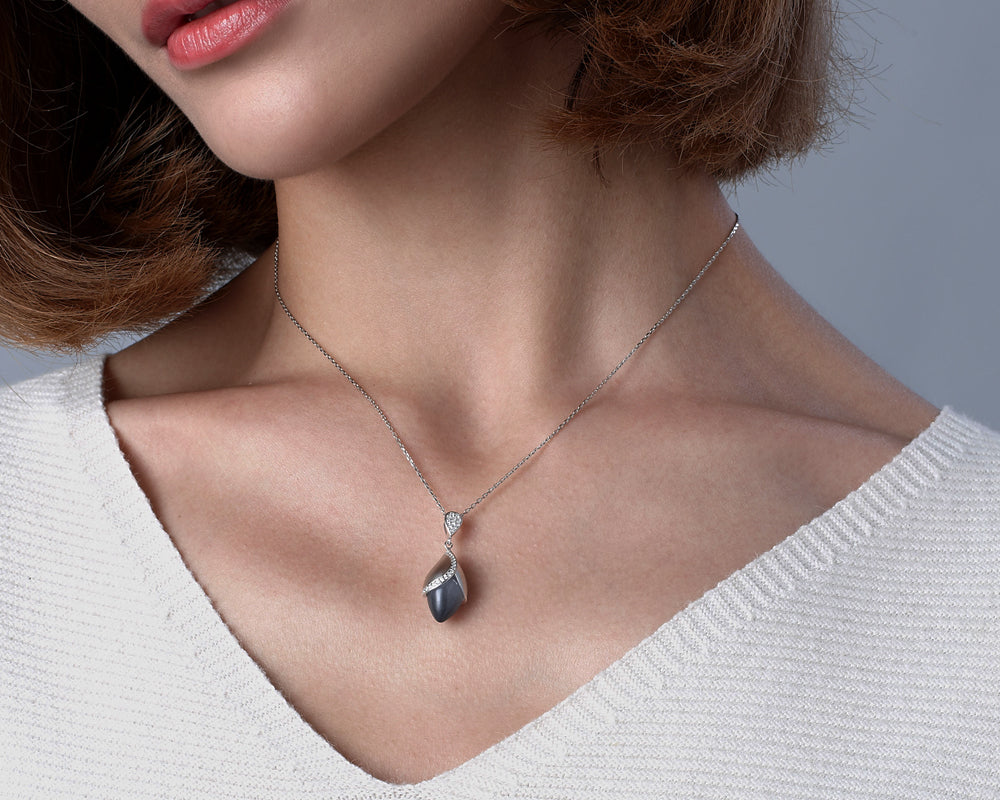 Magnolia Large Pendant Grey £150.00
