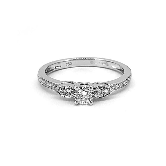 18ct White Gold Diamond Ring £1350.00
