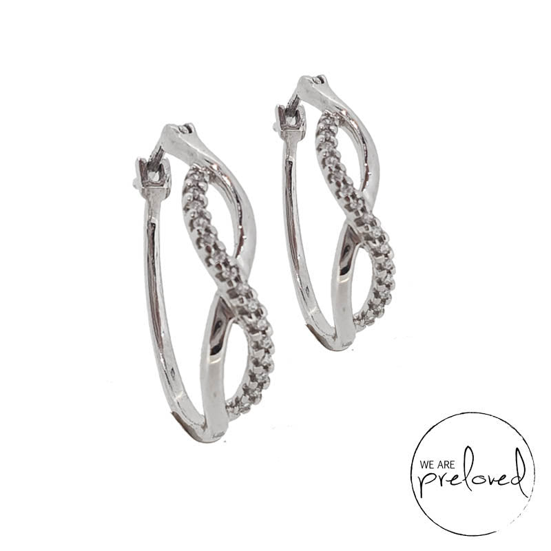 9ct White Gold Earrings £72.00