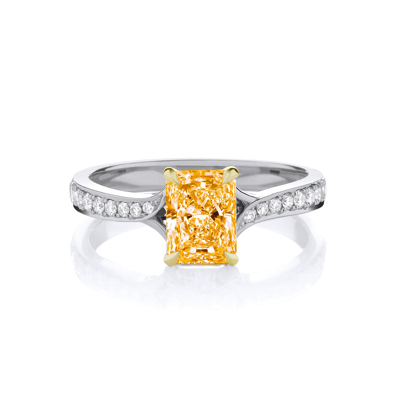 0.91ct Radiant Lab Grown Diamond Ring £4400.00